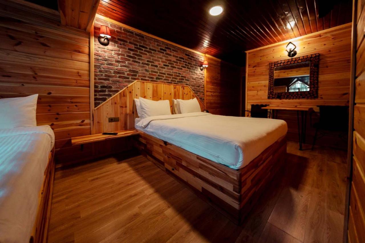 Abant Yayla Dagevi Bed and Breakfast Dereceören Exteriör bild