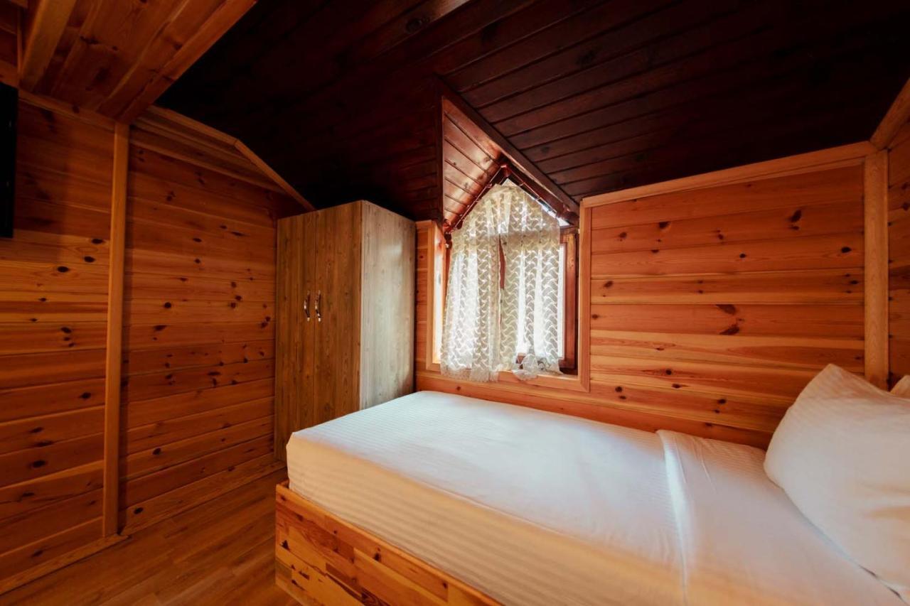 Abant Yayla Dagevi Bed and Breakfast Dereceören Exteriör bild